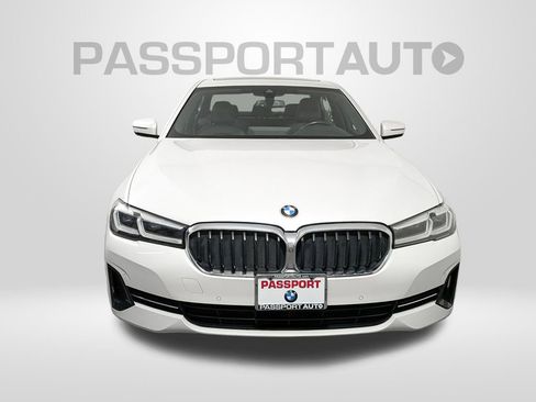 Used 2021 BMW 530i xDrive w/ Convenience Package image 9