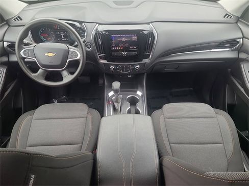 Used 2021 Chevrolet Traverse LS image 13