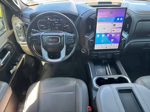 Used 2020 GMC Sierra 2500 SLT w/ Technology Package RWD image 17