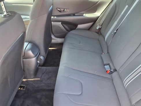 Certified 2025 Hyundai Elantra Sport image 11