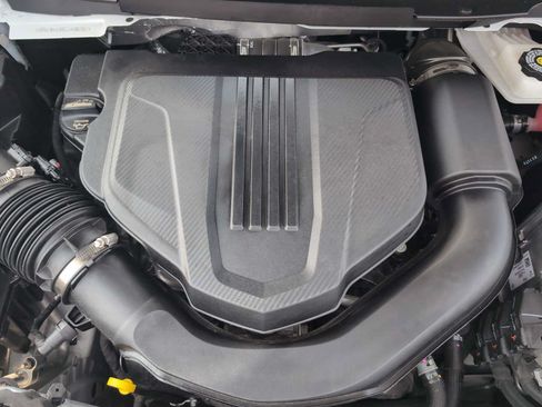 Used 2026 GMC Acadia Elevation w/ Elevation Premium Package FWD image 30