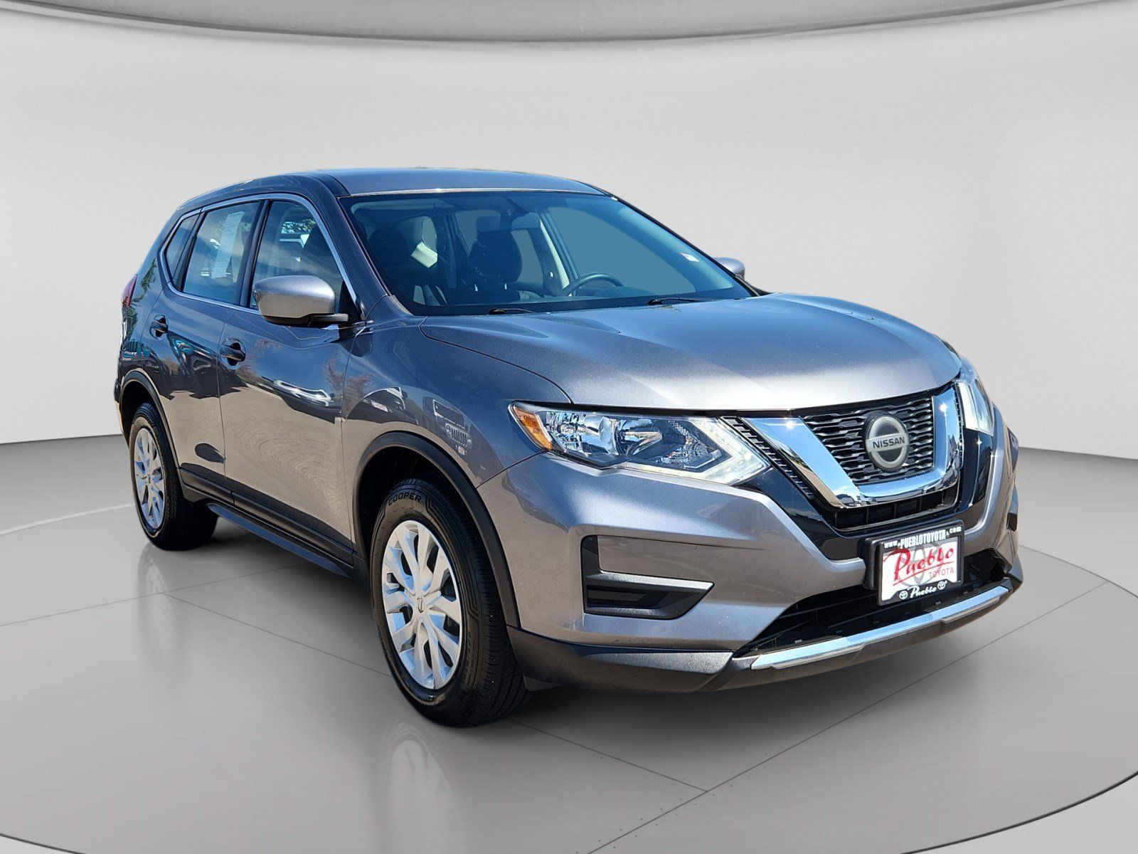 Used 2018 Nissan Rogue S AWD/4WD image 7