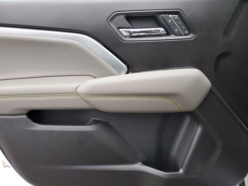 New 2026 Chevrolet Colorado ZR2 w/ Technology Package image 82