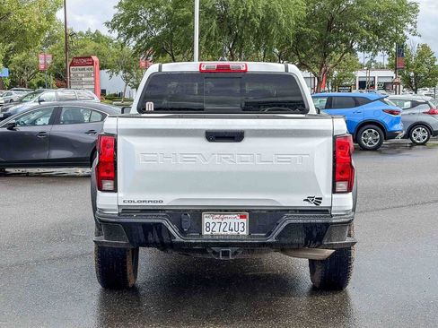 Used 2023 Chevrolet Colorado Trail Boss w/ Advanced Trailering Package AWD/4WD image 3
