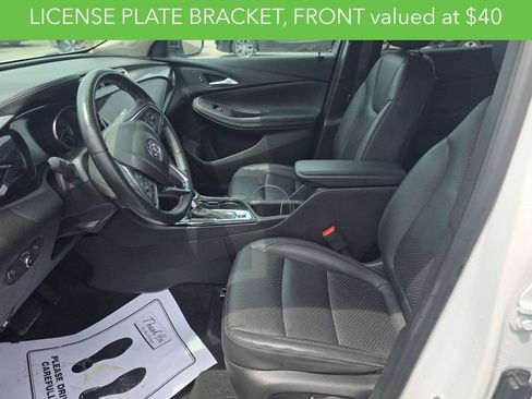 Used 2021 Buick Encore GX Essence w/ Sport Touring Package AWD/4WD image 8