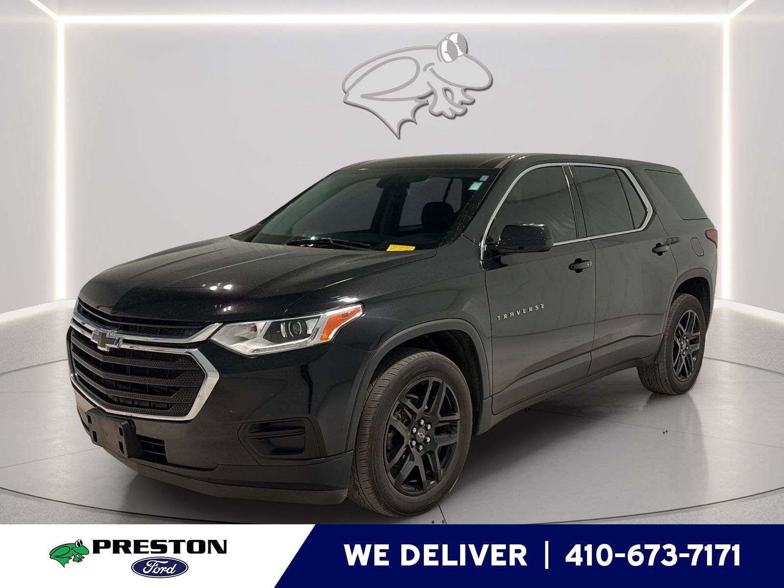 Used 2021 Chevrolet Traverse LS FWD image 1