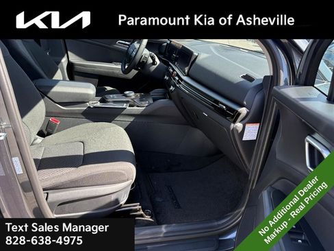 New 2026 Kia Sportage S image 18