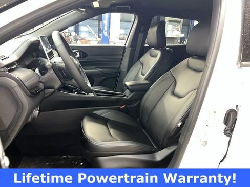 New 2026 Jeep Compass Limited image 15