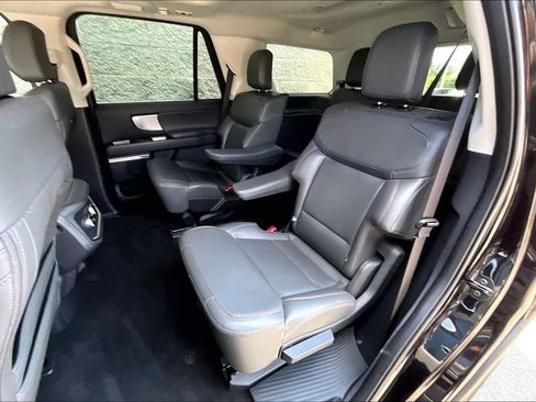 Certified 2025 Ford Expedition Active RWD image 25