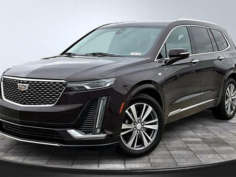 Used 2020 Cadillac XT6 Premium Luxury image 12