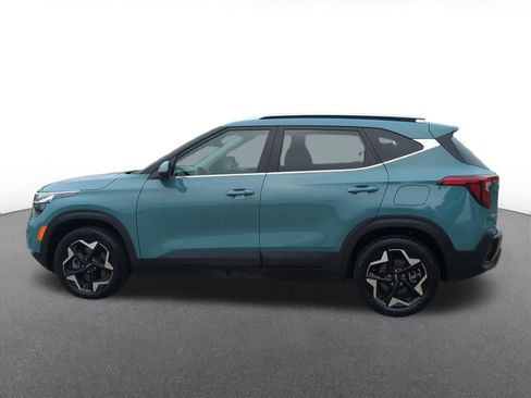 Used 2024 Kia Seltos EX AWD/4WD image 3