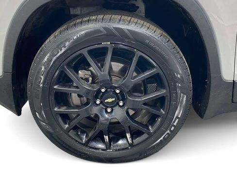 Used 2022 Chevrolet Trax LT w/ Sport Edition AWD/4WD image 7