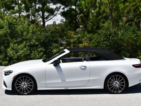 Used 2023 Mercedes-Benz E 450 Cabriolet w/ AMG Line image 39