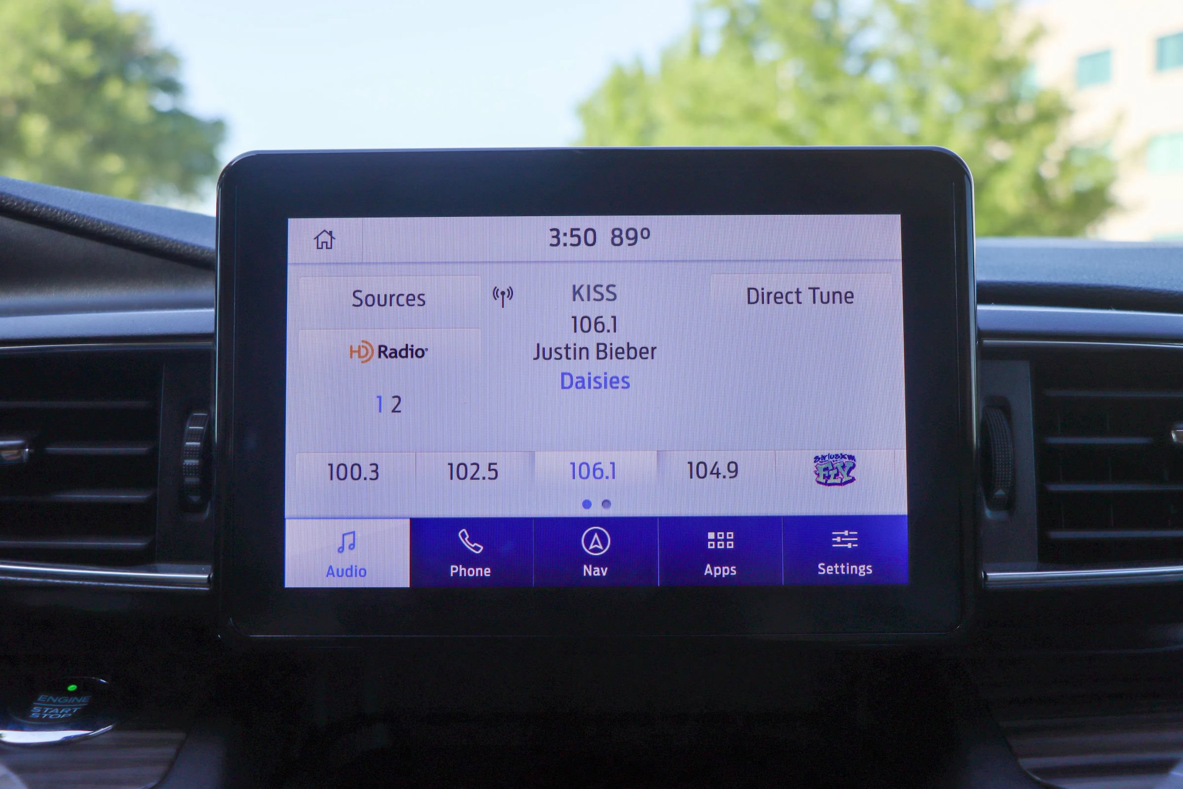Used 2020 Ford Explorer Limited RWD image 37