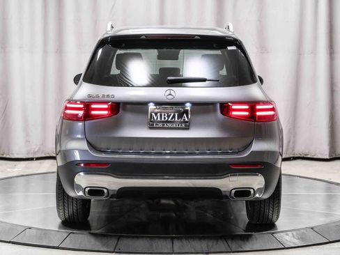 Certified 2026 Mercedes-Benz GLB 250 image 3