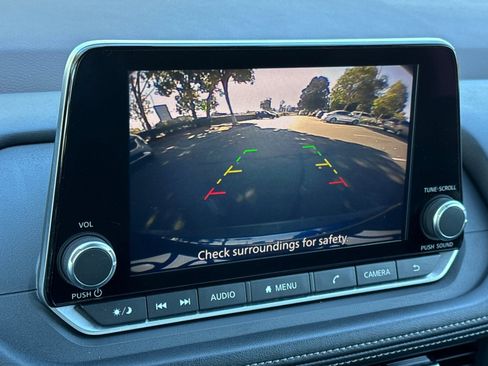 Certified 2023 Nissan Rogue SV image 22