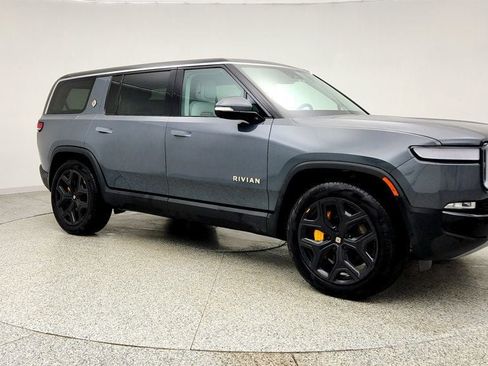 Used 2023 Rivian R1S Adventure image 3