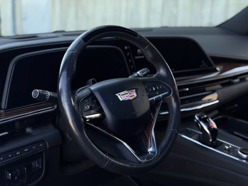 Used 2023 Cadillac Escalade ESV Premium Luxury w/ Performance Package AWD/4WD image 10