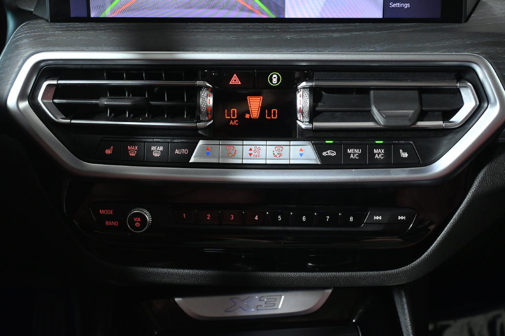 Certified 2023 BMW X3 xDrive30i w/ Premium Package AWD/4WD image 24