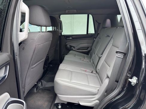Used 2020 Chevrolet Tahoe 4WD w/ Remote Keyless Entry Package image 32