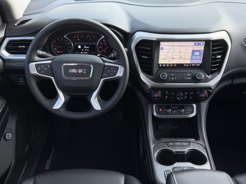 Used 2023 GMC Acadia SLT w/ Elevation Edition FWD image 11