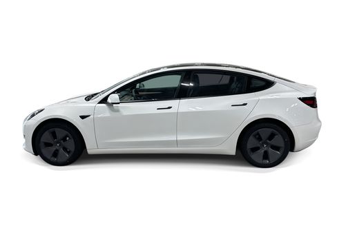 Certified 2023 Tesla Model 3 Standard Range RWD image 3