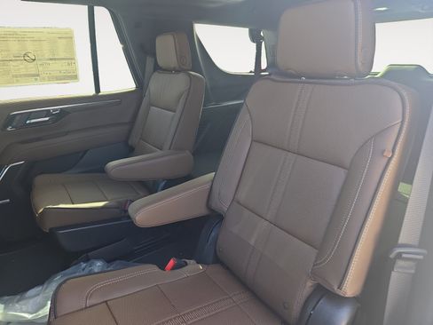 New 2026 Chevrolet Tahoe High Country image 13