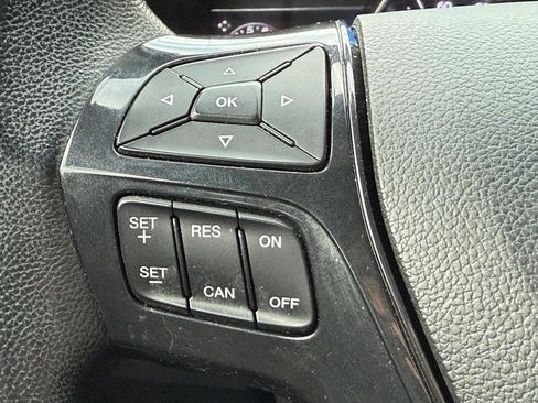 Used 2017 Ford Explorer XLT w/ Equipment Group 202A image 14