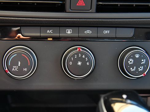 Used 2024 Volkswagen Jetta S FWD image 18