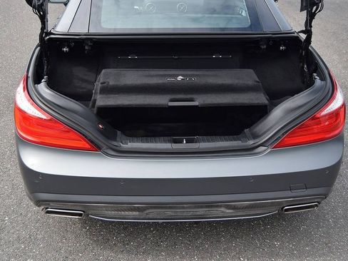 Used 2013 Mercedes-Benz SL 550 image 8