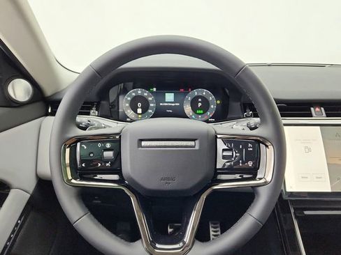 New 2025 Land Rover Range Rover Evoque Dynamic SE image 29