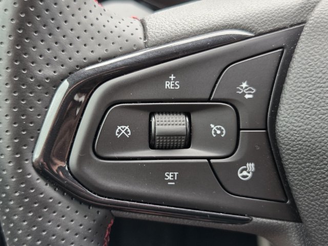 Used 2025 Chevrolet Trax RS w/ Driver Confidence Package FWD image 20