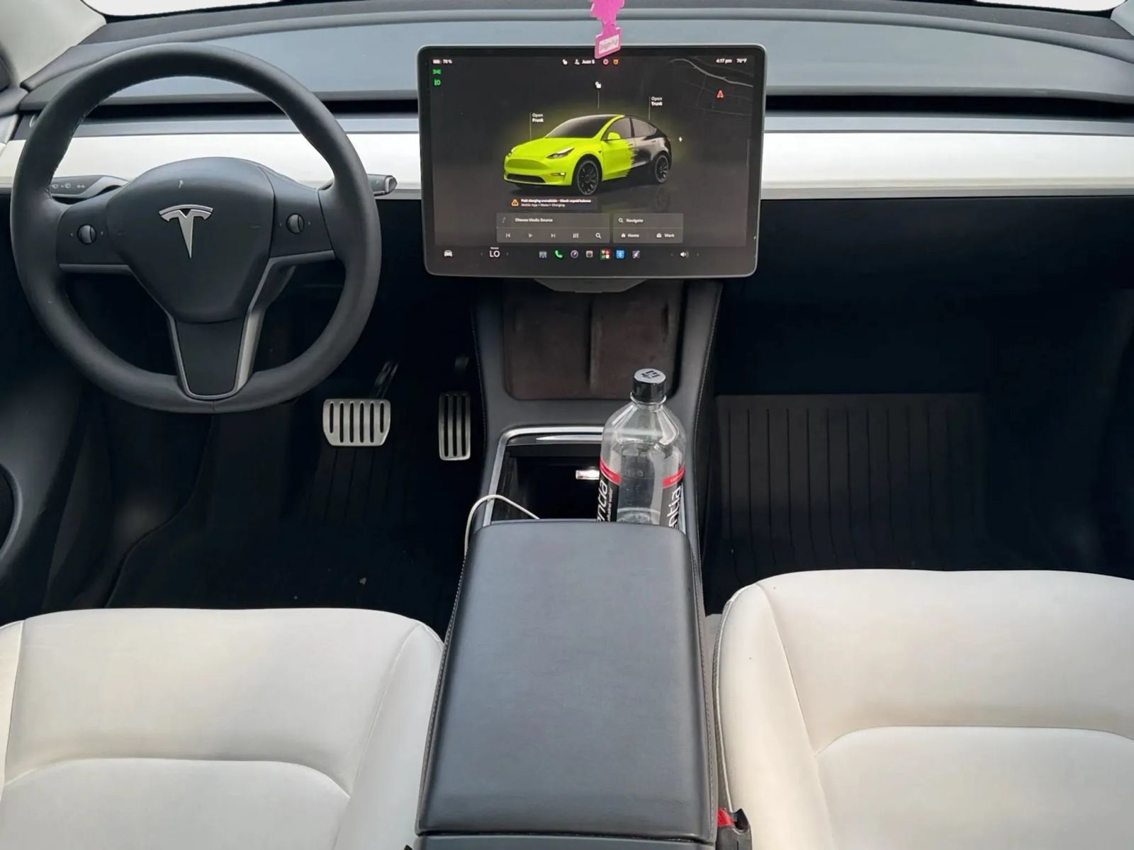 Used 2023 Tesla Model Y Performance AWD/4WD image 18