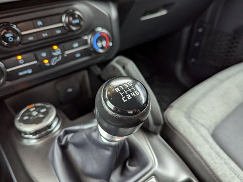 Used 2021 Ford Bronco Big Bend image 25