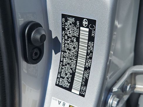Used 2026 Toyota Corolla LE FWD image 27