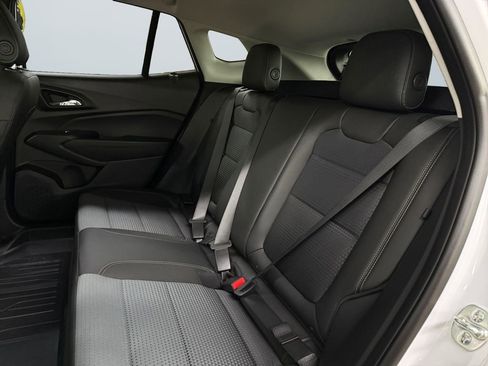 Used 2025 Chevrolet Trax LT w/ Driver Confidence Package image 13