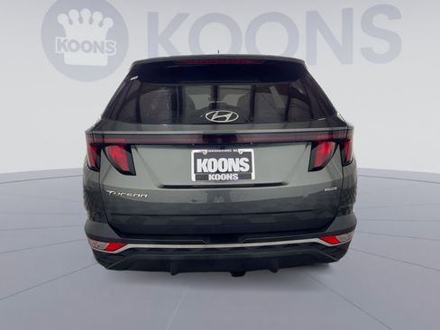 Used 2022 Hyundai Tucson SE image 5