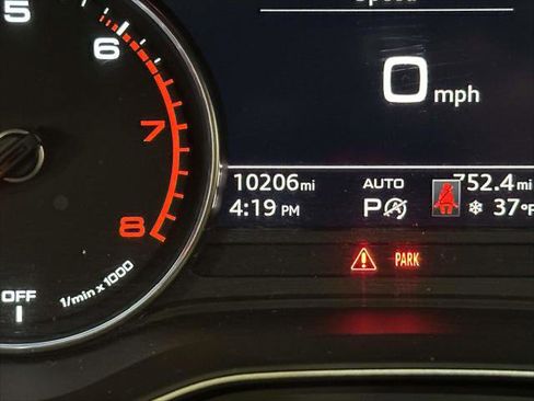 Used 2024 Audi Q5 2.0T Premium image 24