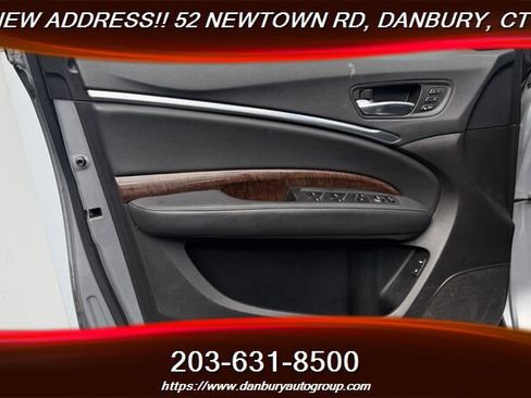 Used 2017 Acura MDX SH-AWD image 10