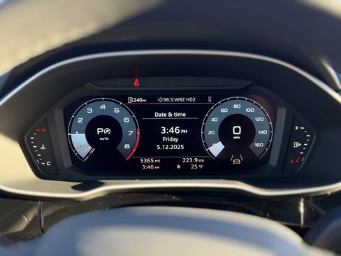 Certified 2025 Audi Q3 2.0T Premium w/ Convenience Package image 13