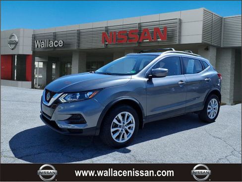 Certified 2020 Nissan Rogue Sport SV FWD image 1