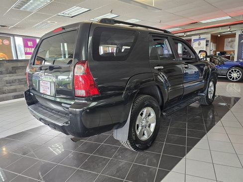 Used 2006 Toyota 4Runner SR5 AWD/4WD image 4