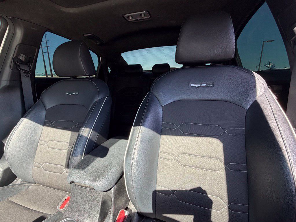 Used 2020 Kia Forte GT-Line w/ GT-Line Premium Package FWD image 19