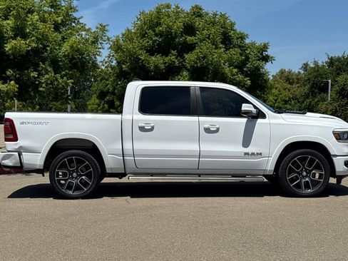 Used 2021 RAM 1500 Laramie AWD/4WD image 3