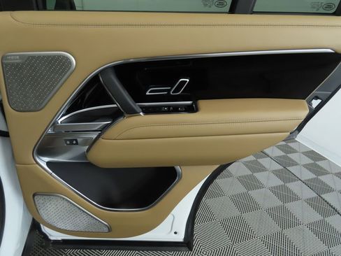 New 2025 Land Rover Range Rover Autobiography image 28