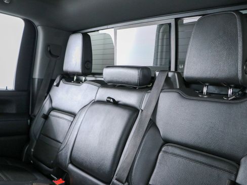 Used 2021 GMC Sierra 2500 Denali w/ Denali Ultimate Package AWD/4WD image 28