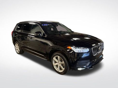 Certified 2023 Volvo XC90 B5 Core w/ Climate Package AWD/4WD image 8