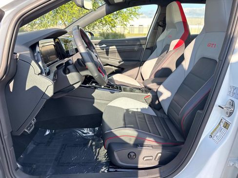 Used 2024 Volkswagen GTI Autobahn image 23