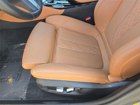 Used 2022 BMW 530i w/ M Sport Package image 16