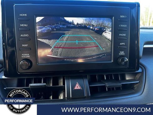 Used 2019 Toyota RAV4 LE w/ Carpet Mat Package image 24